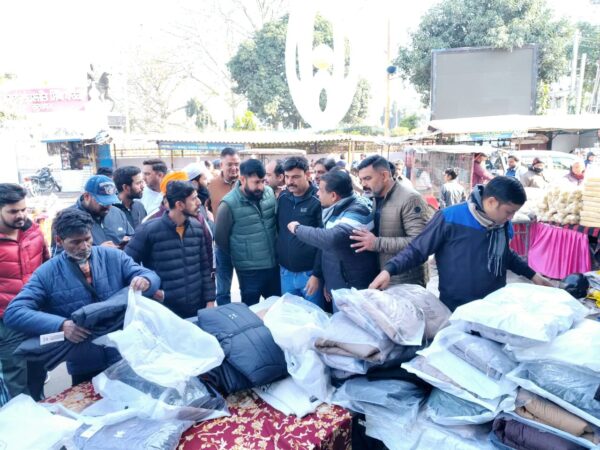 साप्ताहिक बाजार का व्यापार मंडल ने किया विरोध |