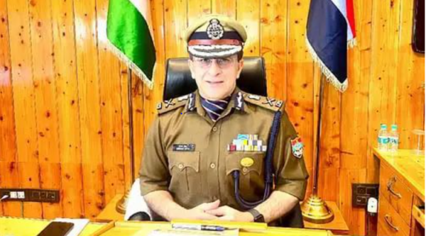 उत्तराखंड में डीजीपी दीपम सेठ समेत 12 आईपीएस अधिकारियों की पदोन्नति I