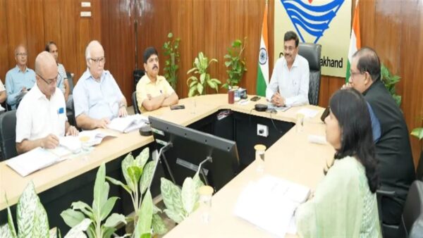उत्तराखंड जलविद्युत निगम बोर्ड ने वित्तीय वर्ष 2025-26 के लिए अपनी जलविद्युत परियोजनाओं से 5212 मिलियन यूनिट बिजली उत्पादन का लक्ष्य रखा है। पदोन्नति में शिथिलीकरण नियमावली के शासनादेश को निगम ने अंगीकार किया है।
