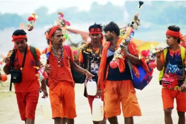 उत्तराखंड सरकार का कावड़ यात्रा को लेकर बड़ा ऐलान किया है, जिसमें कावड़ यात्रा मार्ग में बिना लाइसेंस खाद्य सामग्री बेचने वाली दुकानों पर कड़ी कार्रवाई होगी