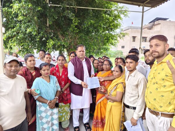 रुद्रपुर को नहीं बनने देंगे नशा माफियाओं का गढ़ः विकास शर्मा