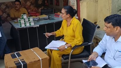 बरेली में नकली दवाओं का बड़ा रैकेट, 12 थोक विक्रेताओं पर शक की सुई