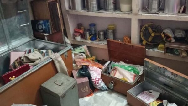 उन्नाव: दिनदहाड़े घर में घुसकर महिलाओं को बनाया बंधक, लाखों की लूट से मचा हड़कंप